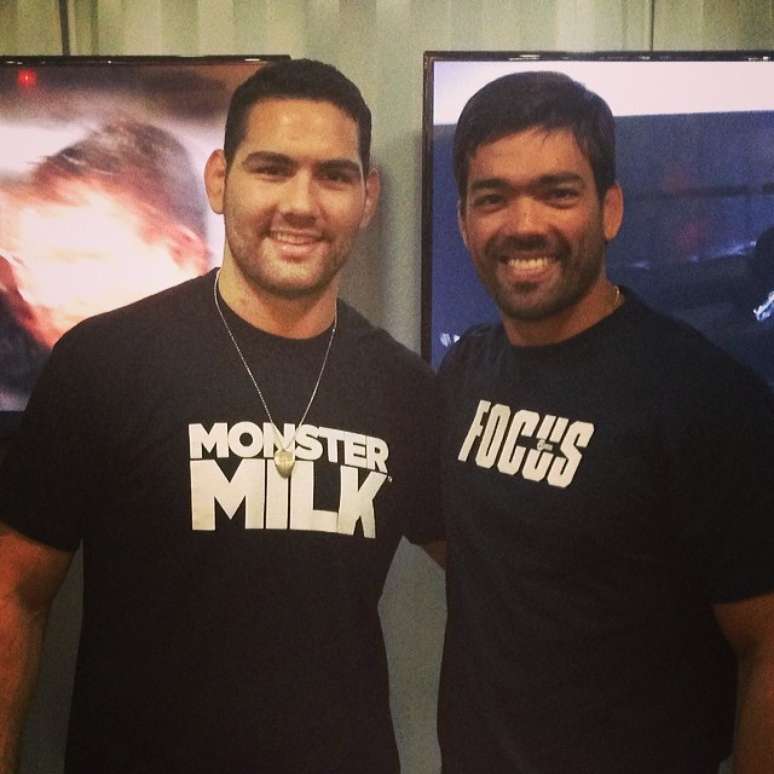 Lyoto e Weidman v&atilde;o se enfrentar em 24 de maio