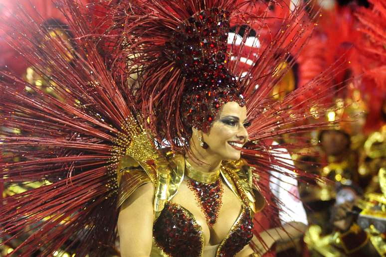 Com o enredo Gaia - A Vida Em Nossas M&atilde;os, a Acad&ecirc;micos do Salgueiro contou na Sapuca&iacute; a hist&oacute;ria da cria&ccedil;&atilde;o da Terra e defendeu a e necessidade de preserv&aacute;-la