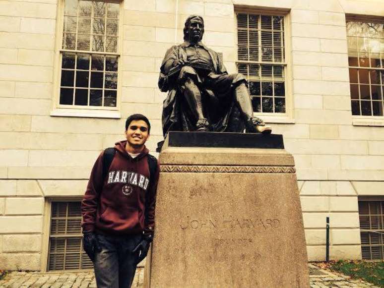 Renan Ferreirinha Carneiro realizou o sonho de estudar em Harvard; hoje é aluno de Economia e Ciências Políticas