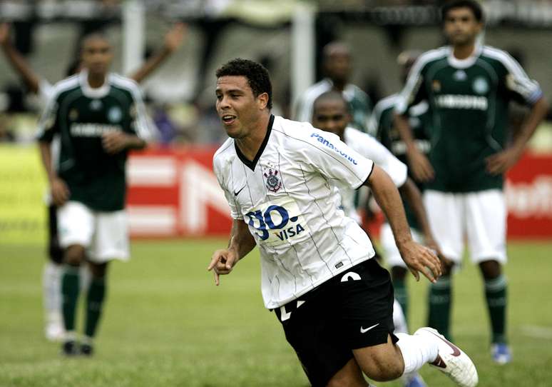 Ronaldo disse que sua missão no Corinthians foi ajudar a melhorar a estrutura do clube, como o centro de treinamento