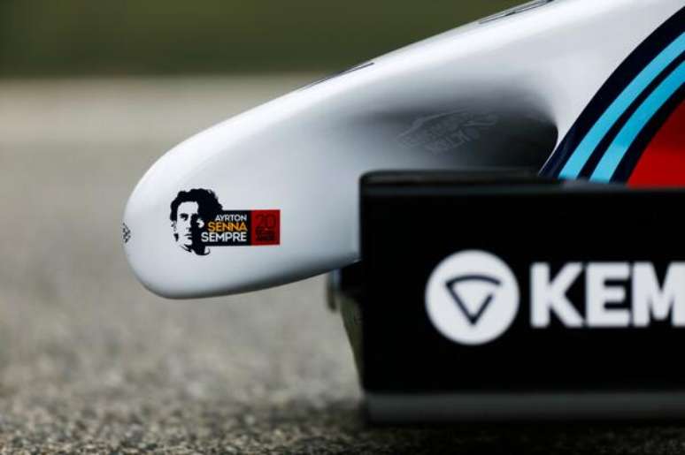 <p>Bico do carro ter&aacute; homengem a Ayrton Senna</p>