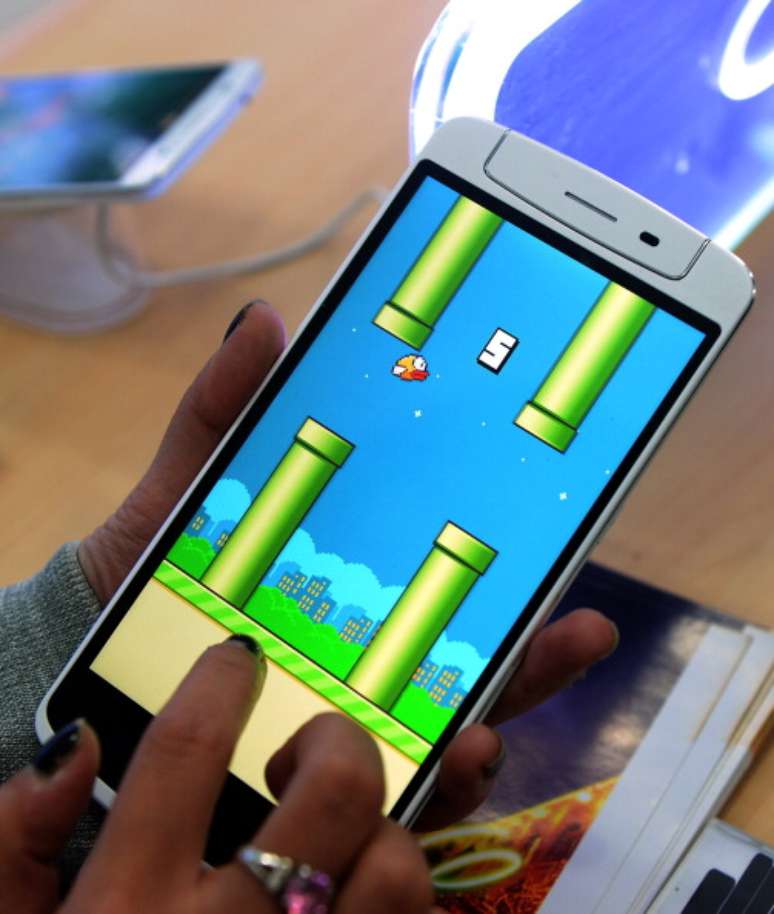 Desenvolvedor de 'Flappy Bird' quer retirar o jogo da App Store »