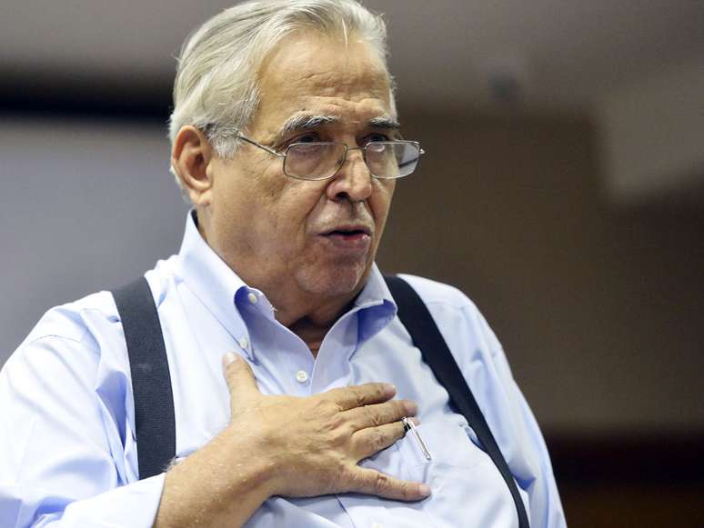 <p>Eurico Miranda vai concorrer &agrave; presid&ecirc;ncia do Vasco</p>