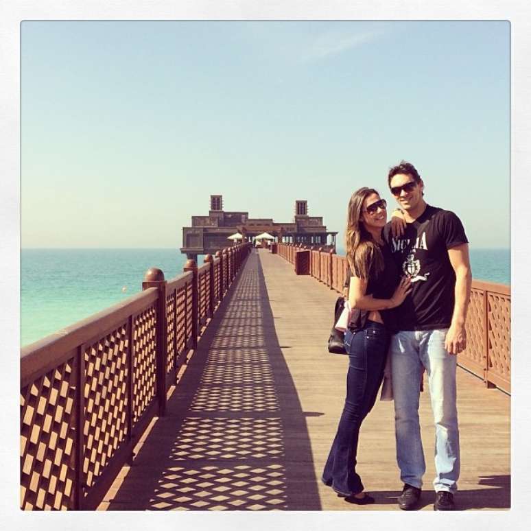 Giba p&ocirc;de aproveitar paisagens deslumbrantes de Dubai