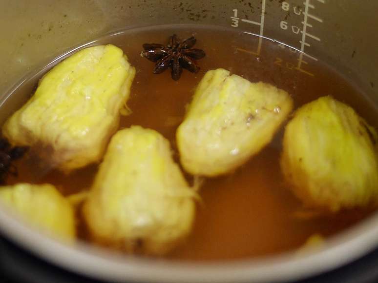 <p>Sorvete de creme serve como um delicioso acompanhamento</p>