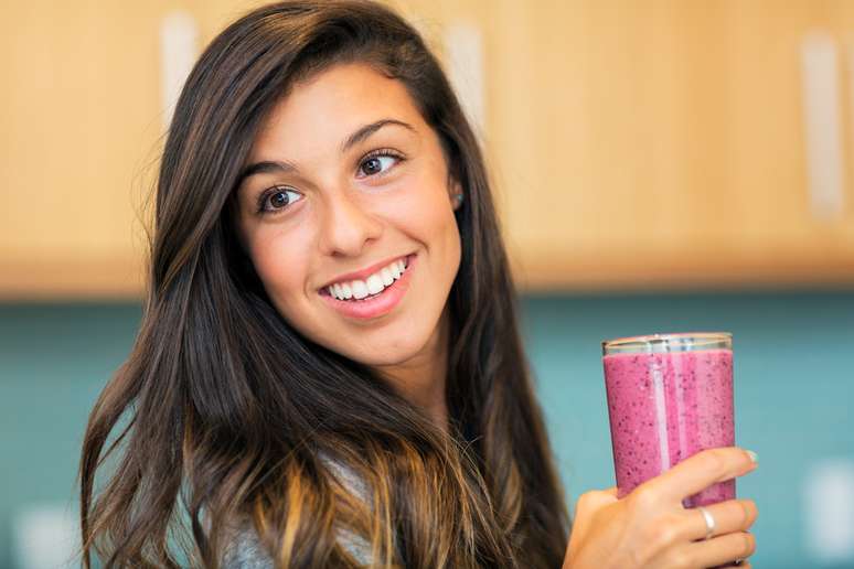 Recomendada, até mesmo, para quem está de dieta, já que é rica em vitaminas e minerais e não é feita à base de leite, a bebida não possui a quantidade elevada de calorias encontrada em outras iguarias típicas da estação