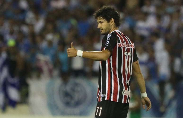 Alexandre Pato estava sem jogar h&aacute; mais de um m&ecirc;s
