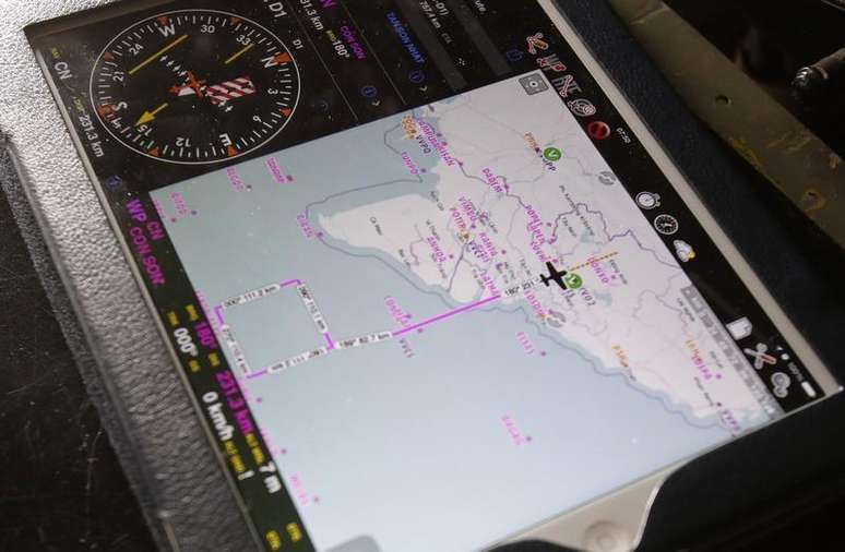 <p>&Aacute;rea de busca vista em iPad de oficial militar a&nbsp;bordo de aeronave&nbsp;durante uma miss&atilde;o para encontrar o avi&atilde;o desaparecido da Malaysia Airlines</p>