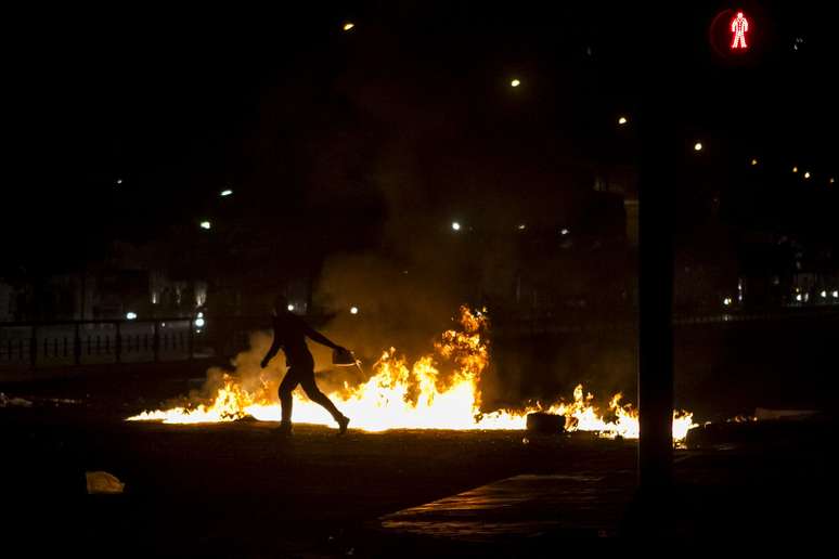 Aliança dos partidos de oposição afirmou que "todo o povo venezuelano está farto da violência"