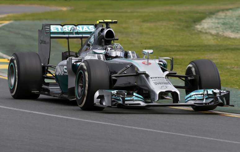 O tempo do piloto da Mercedes foi o melhor dos treinos livres