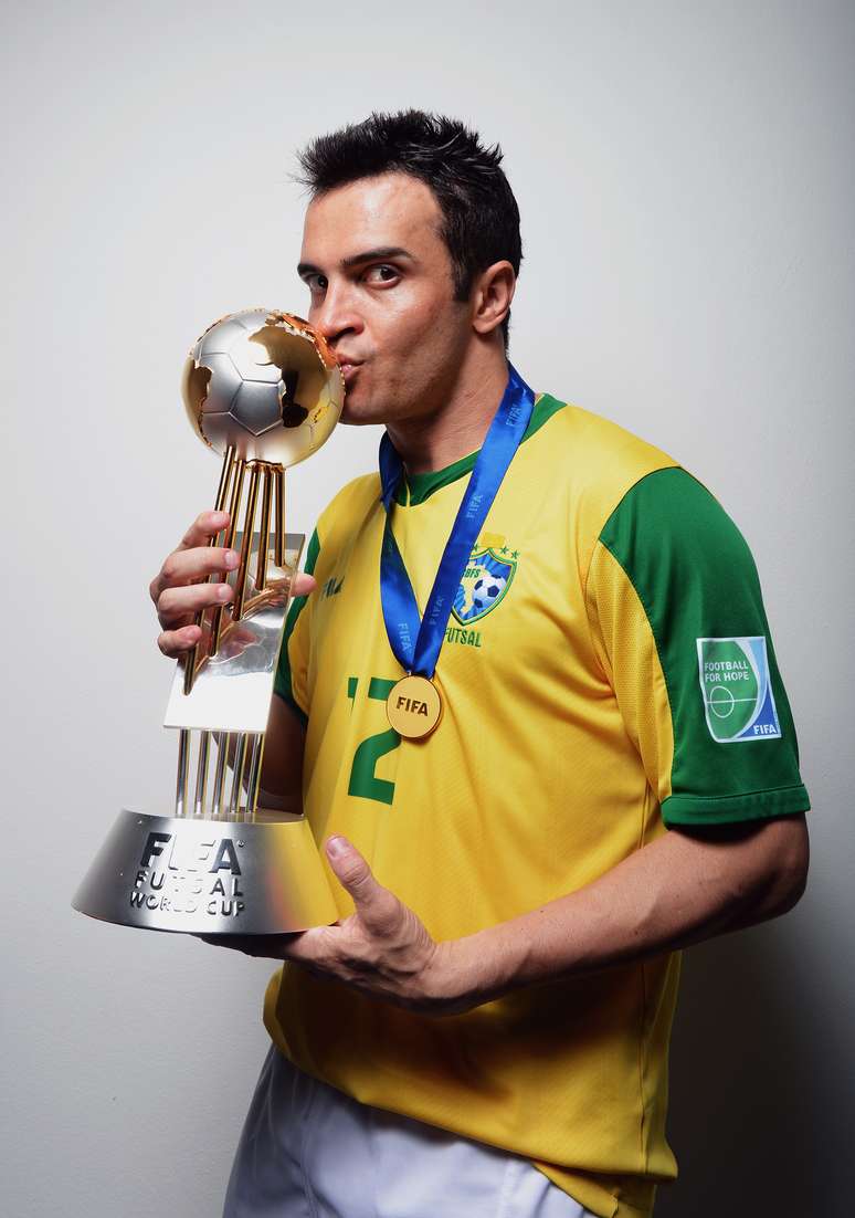 Nosso Clube - Melhor jogador de futsal da história, Falcão