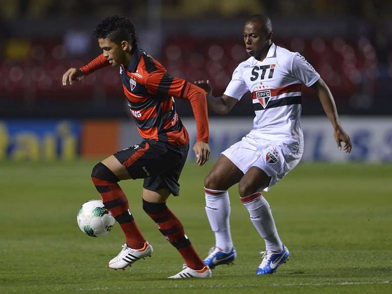 No Brasileiro 2012, Luciano apareceu com destaque na reta final