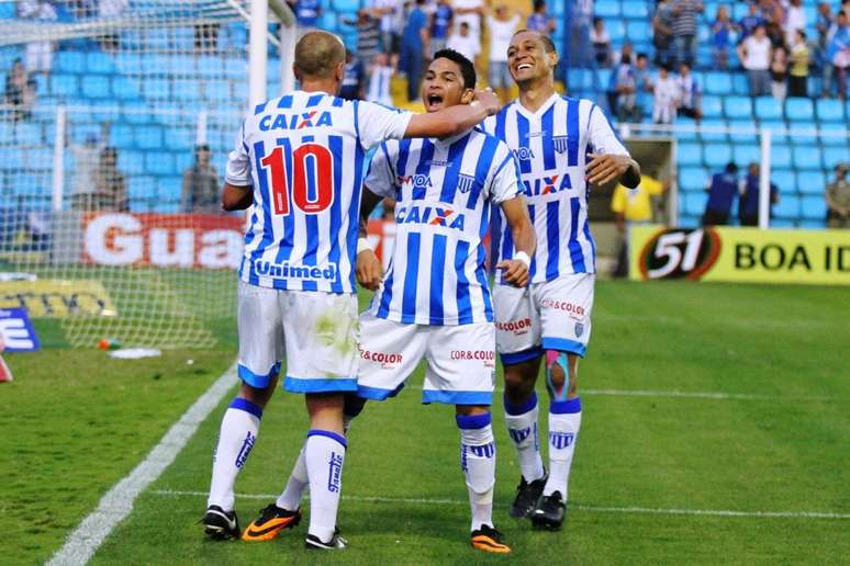 Luciano defendeu o Ava&iacute; na S&eacute;rie B 2013