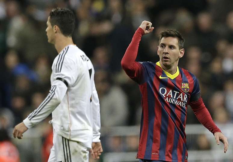 <p>Maior artilheiro da história do clássico, Messi marcou três gols</p>