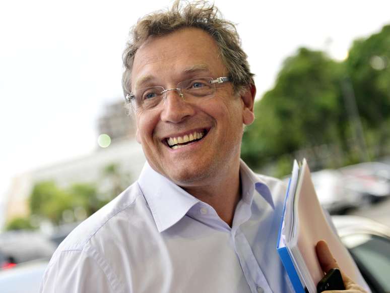 <p>Valcke recebeu SMS de amigos questionando sobre violência no Brasil </p>