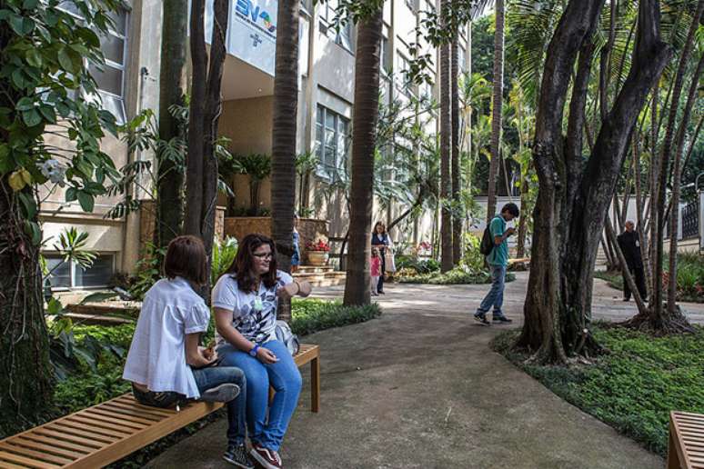 Localizada no bairro de Campos Elíseos, na região cetral de São Paulo, a Escola de Negócios Sebrae-SP oferece cursos de nível médio e superior em empreendedorismo   