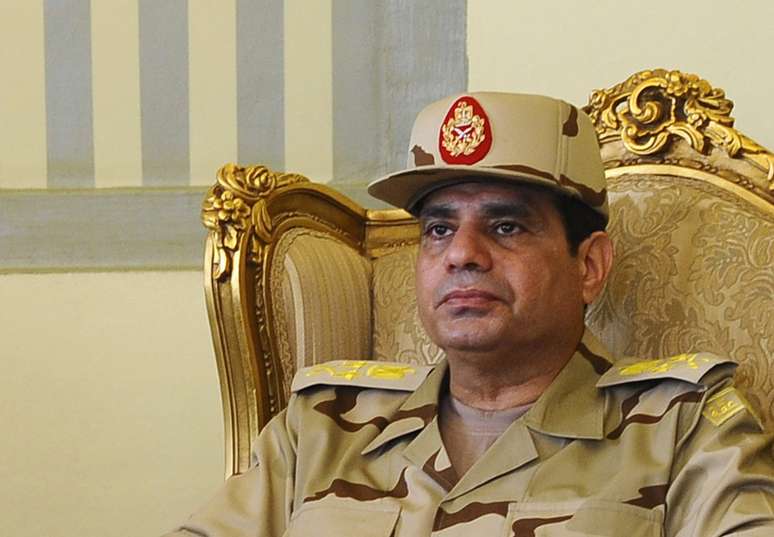 Al-Sisi anunciou nesta quarta-feira que será candidato à presidência do Egito