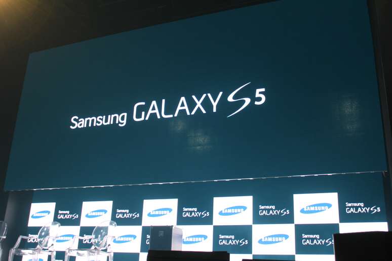 Veja o novo smartphone Samsung Galaxy S5