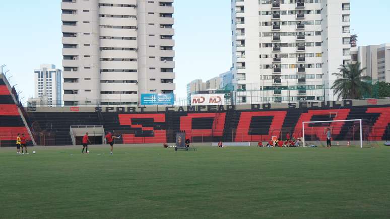 Sport já vende ingressos para clássico contra Náutico, do domingo, e final da Copa do Nordeste