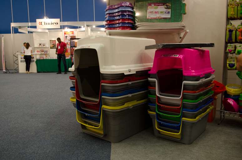 <p>Casinhas port&aacute;teis e desmont&aacute;veis da Furac&atilde;o Pet</p>