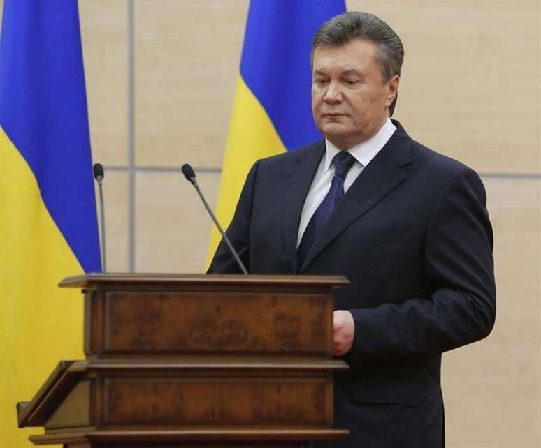 <p>O presidente deposto da Ucr&acirc;nia, Viktor Yanukovich, participa de uma coletiva de imprensa em Rostov-on-Don, em mar&ccedil;o</p>