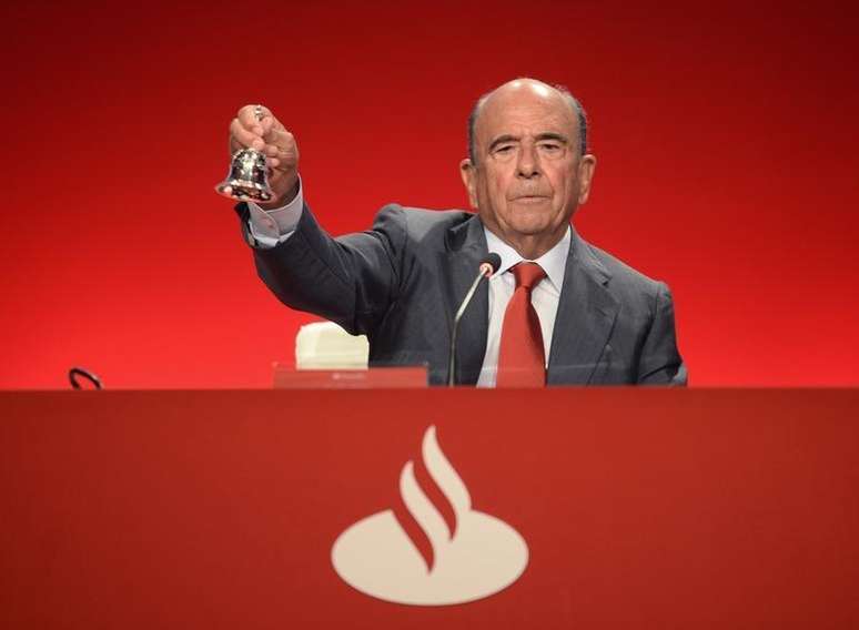 <p>"A pessoa foi demitida", disse Emilio Botín, presidente do Banco Santander</p>
