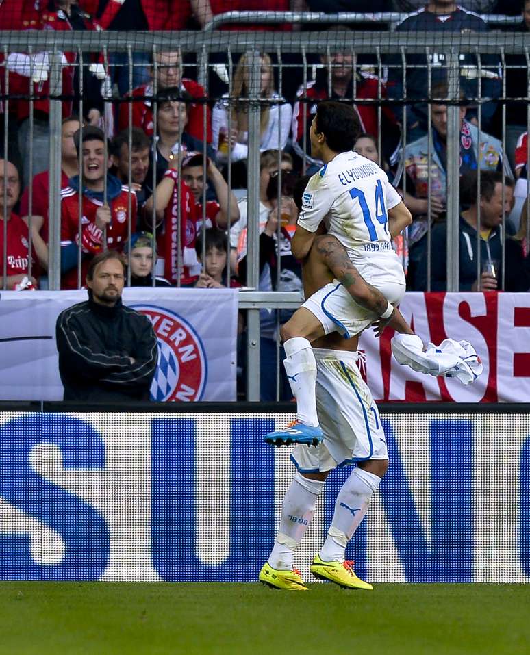 Roberto Firmino marcou o terceiro gol do Hoffenheim e assegurou o empate fora de casa diante do Bayern de Munique, campeão alemão por antecipação