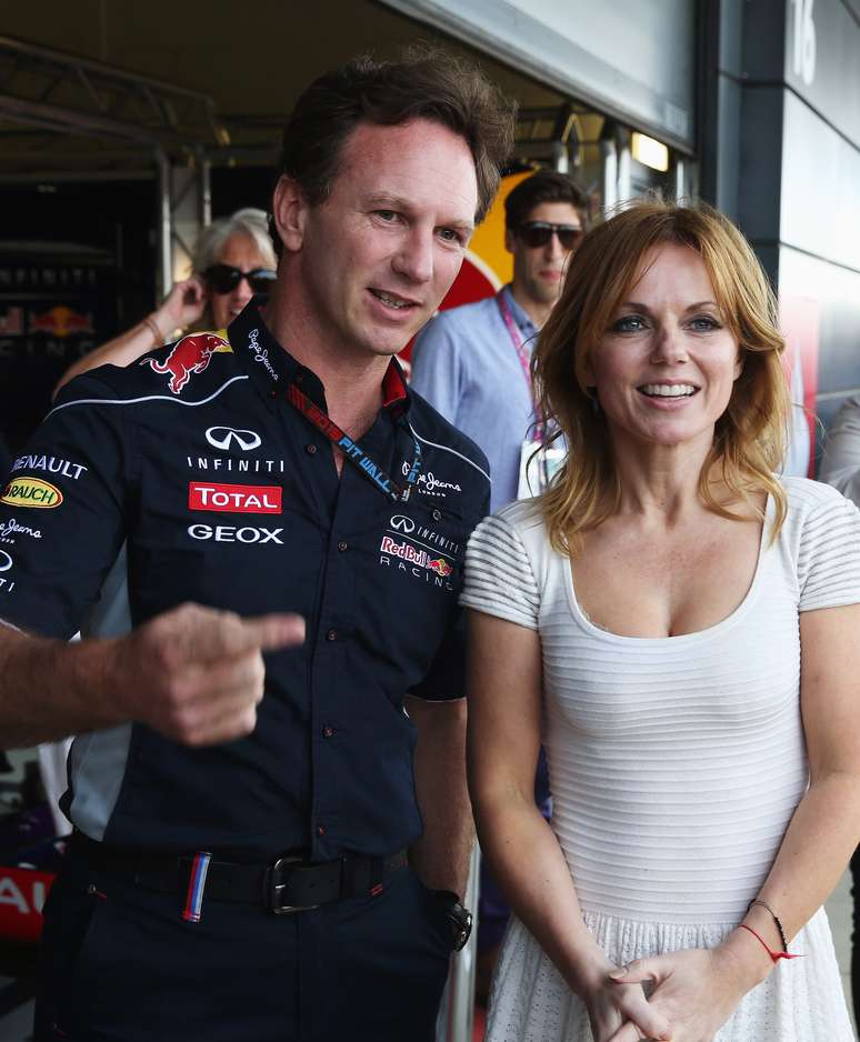 Geri Halliwell já foi vista com Christian Horner nos boxes da Red Bull em 2013 (foto); visita, porém, fez parte de convites da equipe a celebridades, feitos a cada etapa da F1