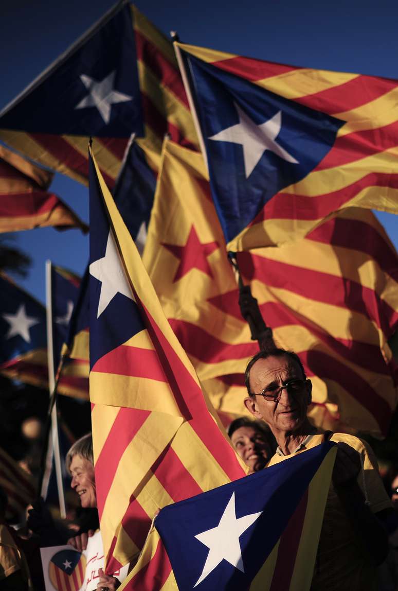 <p>Movimento separatista da Catalunha acontece há mais de setenta anos</p>