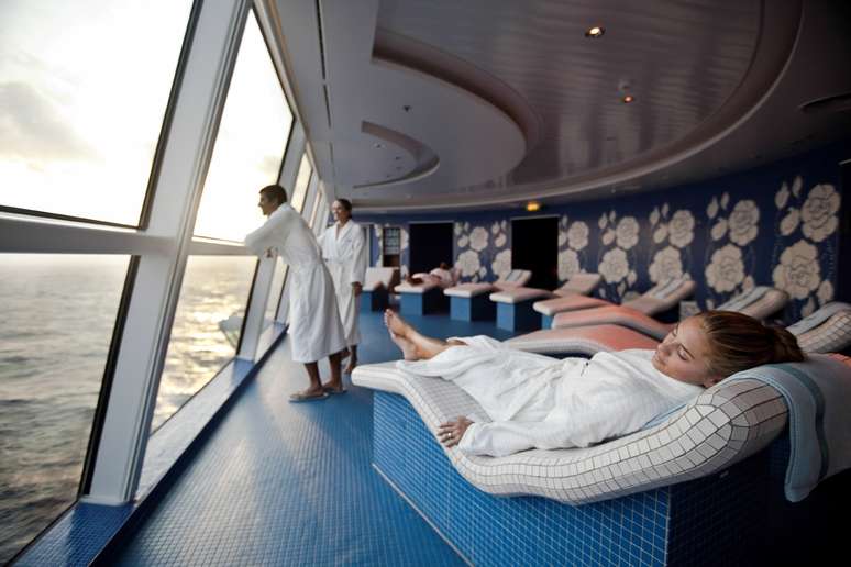 <p><strong>Celebrity Cruises </strong>- Ao longo desse ano a empresa vai instalar os spas da Canyon Ranch em sua frota</p>