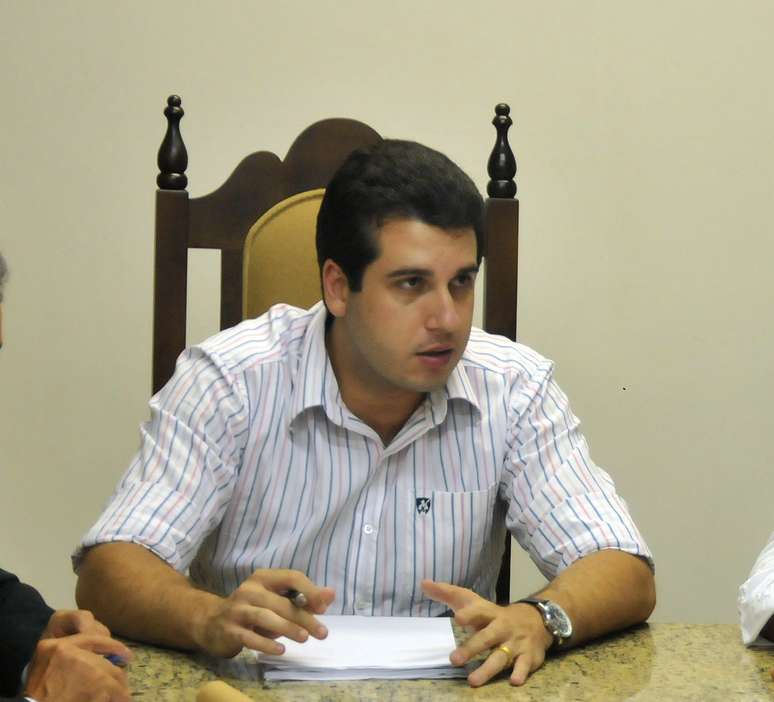 <p>Segundo projeto de lei apresentado pelo vereador Gustavo Richa (foto), ''a altera&ccedil;&atilde;o do nome do Aut&oacute;dromo para reverenciar o seu idealizador &eacute; uma quest&atilde;o de Justi&ccedil;a''</p>