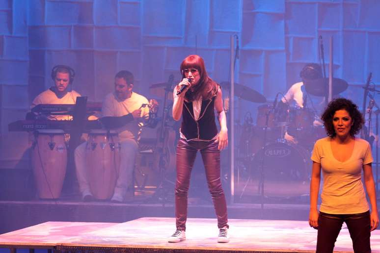 <p>Mel Lisboa no musical &#39;Rita Lee Mora ao Lado&#39;</p>