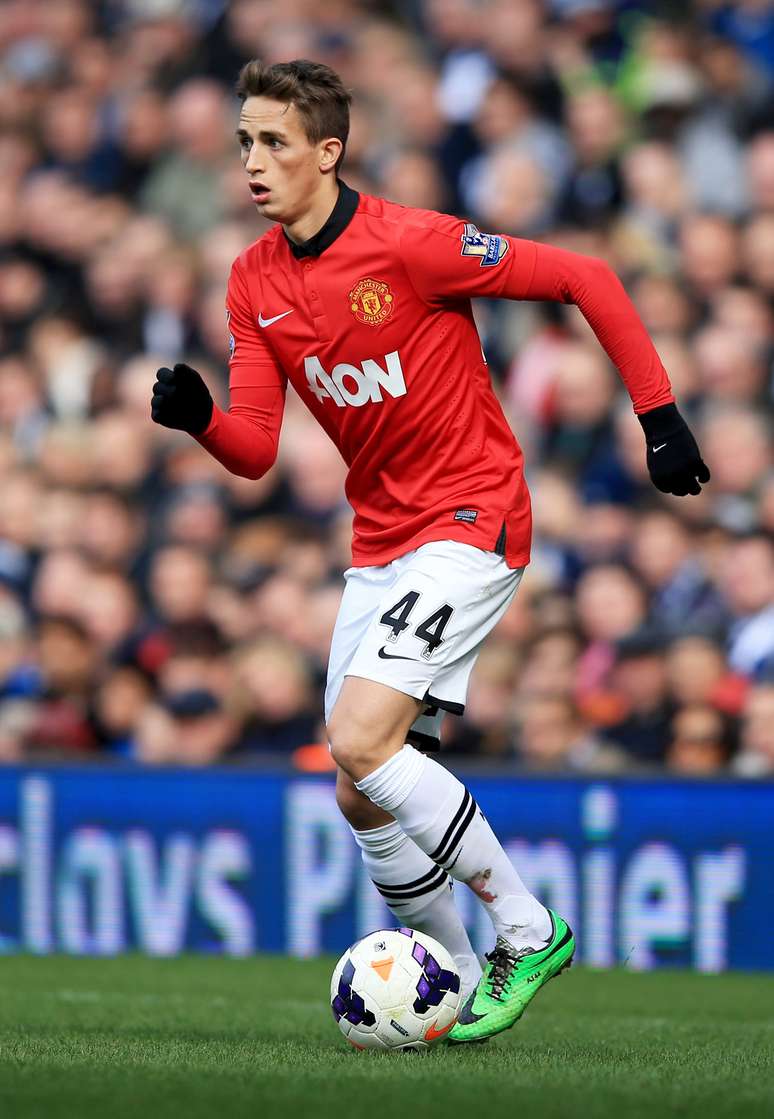 <p><strong>1º: Adnan Januzaj (Bélgica)<br />Posição: </strong>meia<br /><strong>Clube:</strong> Manchester United (Inglaterra)</p>