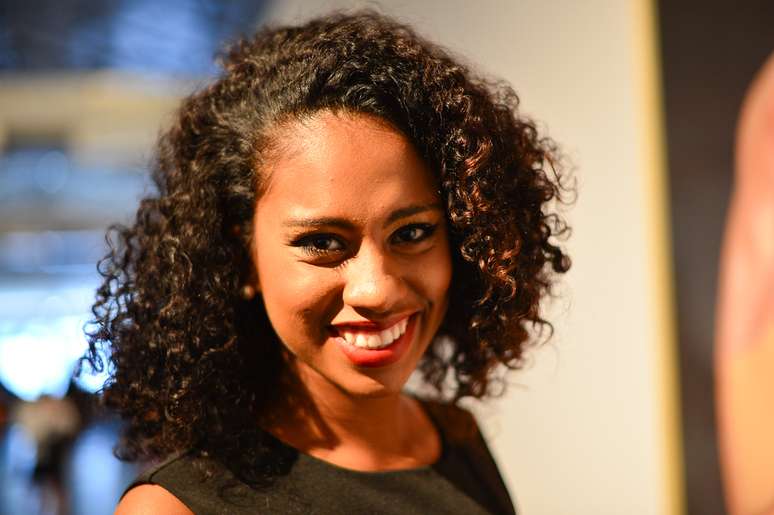 Alana Moreira, 25 anos, promotora