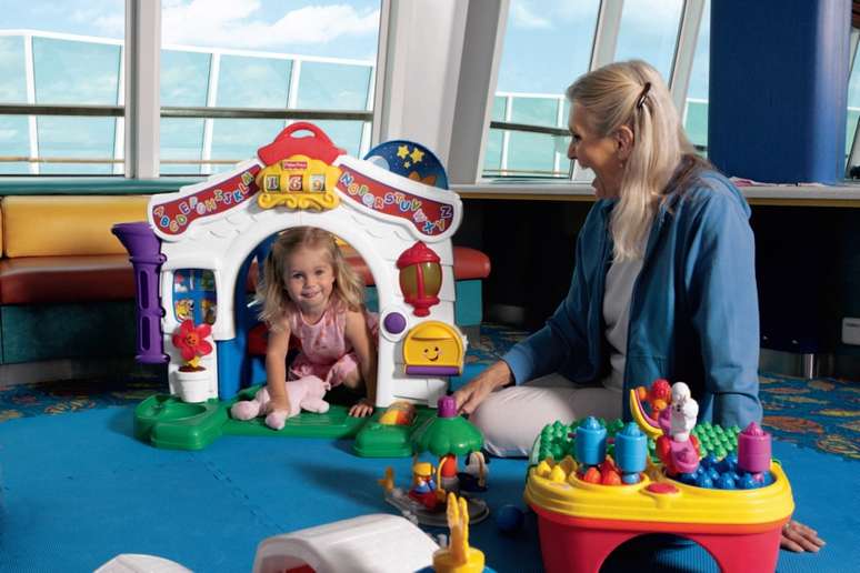 As atividades a bordo podem ser voltadas para diversas idades, inclusive beb&ecirc;s