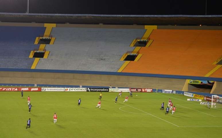 Em jogos de outros campeonatos já é comum ver arquibancadas vazias por punição