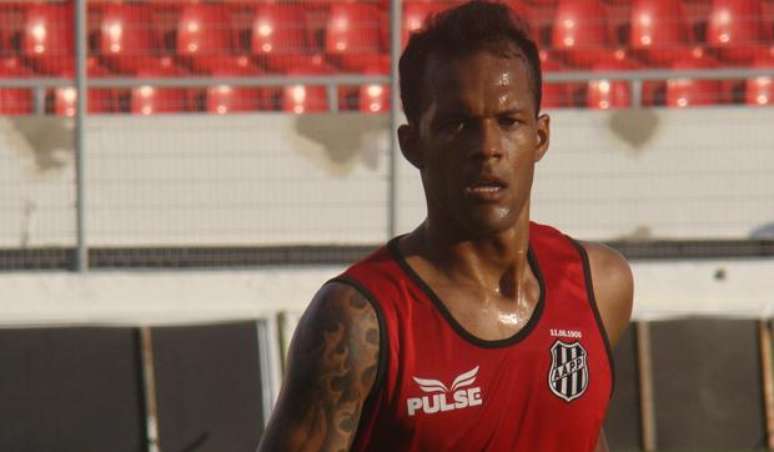 Bruno Silva esteve perto de acertar sua transferência para o Criciúma