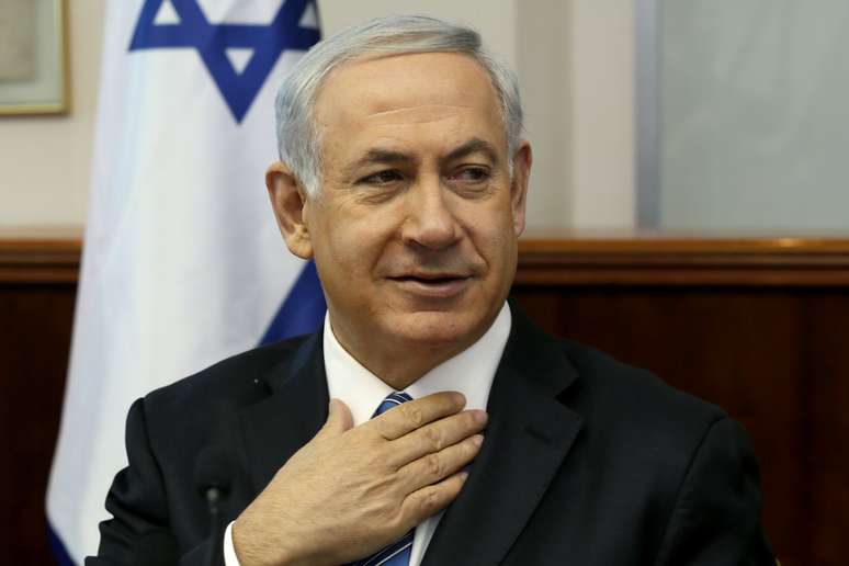 <p>Netanyahu não especificou imediatamente que medidas deve tomar e disse que Israel permanece disposto a participar do processo de paz, mas não "a qualquer custo"</p>