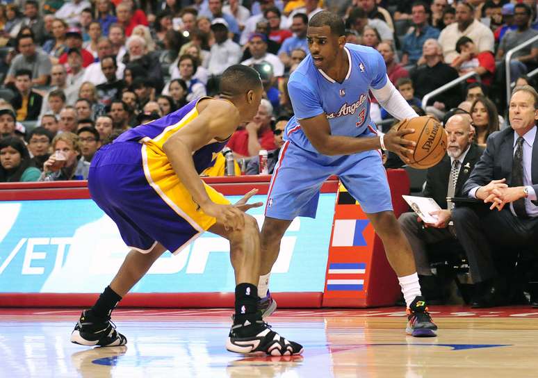 Chris Paul liderou Clippers a terceira vitória seguida contra rivais de Los Angeles