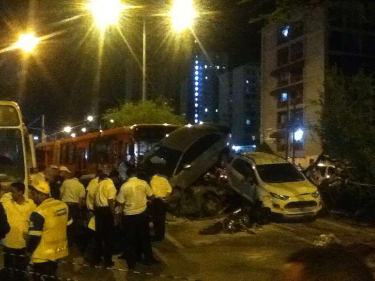 Acidente complicou o trânsito na capital pernambucana