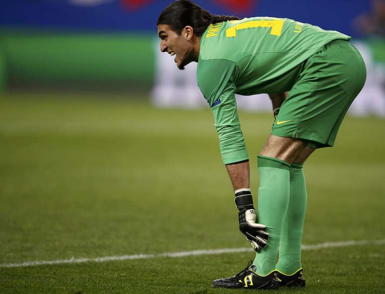 Goleiro do Barcelona, Pinto sofre gol do Barcelona