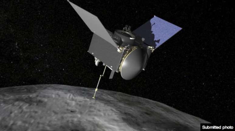 <p>A nave especial OSIRIS-REx será programada para pousar em um asteróide chamado Bennu</p>