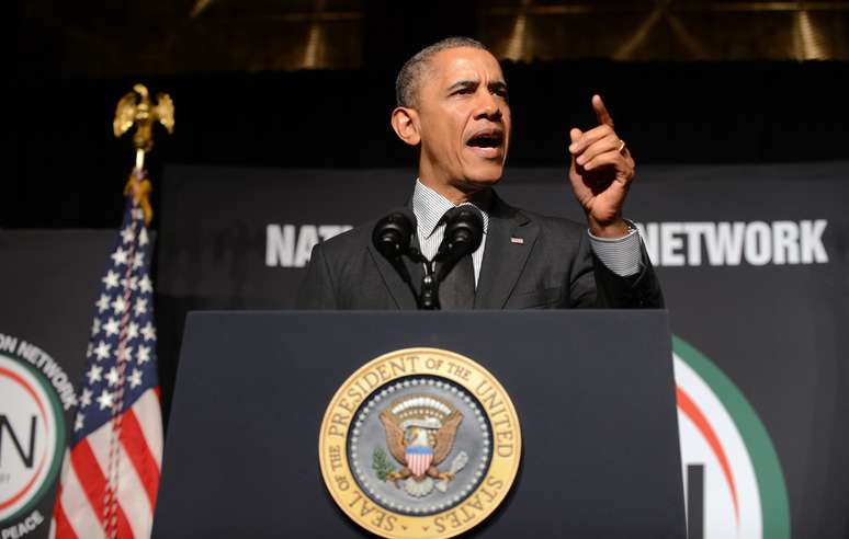 "Essa é a verdade nua e crua", disse Obama em convenção de uma organização de defesa dos direitos civis