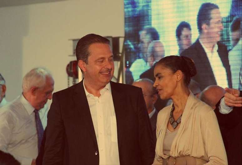 <p>Marina Silva e Eduardo Campos no evento em salão de hotel de Brasília</p>