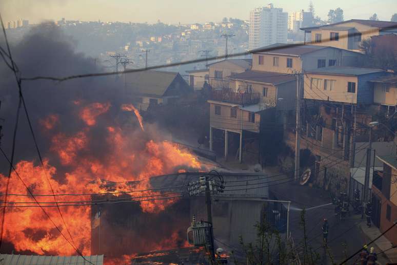 <p>A regi&atilde;o de Valpara&iacute;so tamb&eacute;m sofreu neste s&aacute;bado um terremoto de baixa intensidade</p>