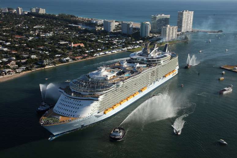 Após reforma, Oasis of the Seas contará com espetáculo CATS a bordo