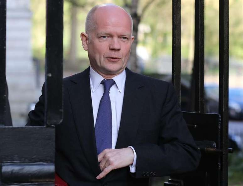 <p>O secretário de Relações Exteriores britânico, William Hague, anunciou que concederá nível diplomático aos escritório da oposição síria em Londres</p>