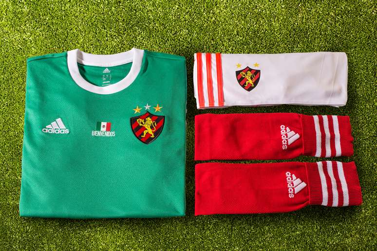 <p>Em homenagem a seleções que atuarão no Recife, Sport vestirá uniformes semelhantes aos de México (foto), Alemanha e Japão</p>