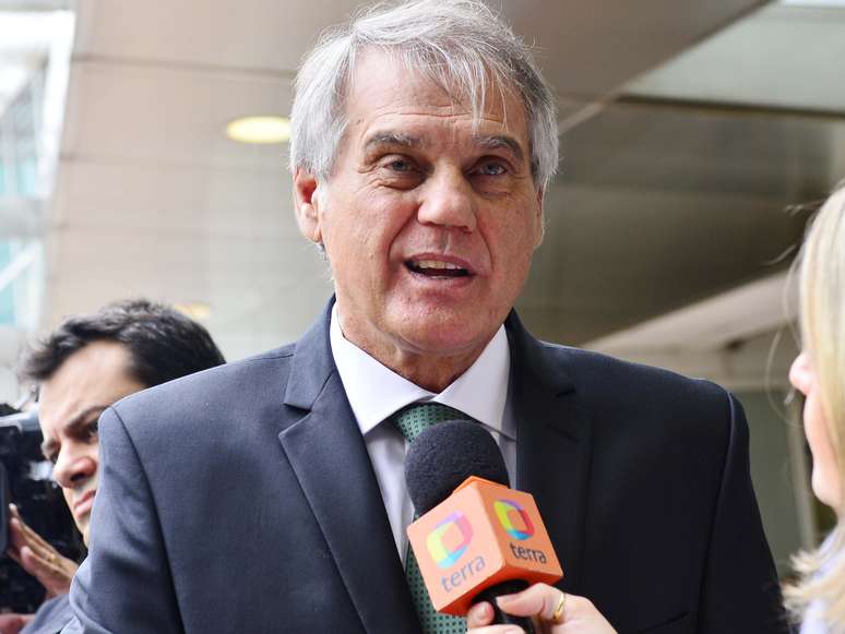 <p>Vilson de Ribeiro Andrade, ex-presidente do Coritiba, foi chefe de delegação da Seleção na Copa</p>