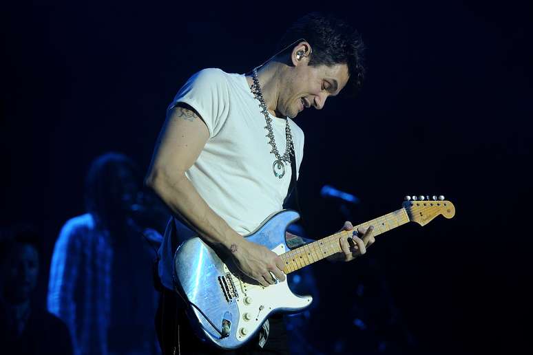 John Mayer se apresentou no festival Byron Bay Bluesfest, na Austrália, nesta quinta-feira (17)
